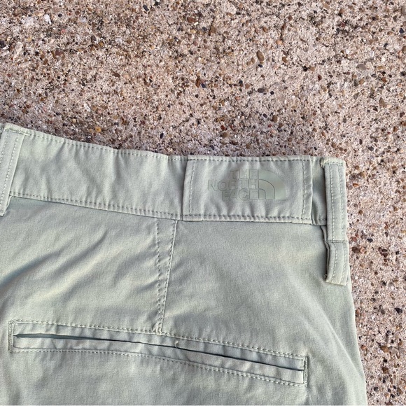 The North Face Sprag 5-Pocket Stretch Hiking Shorts | Tea Green | 38 | 9” Inseam - Picture 5 of 10